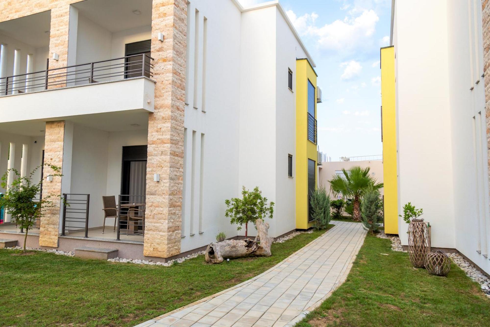 Kiteriders Garden Villas Ulcinj Buitenkant foto